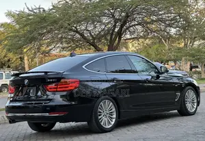 BMW 3 Series 320i RWD 2013 Black