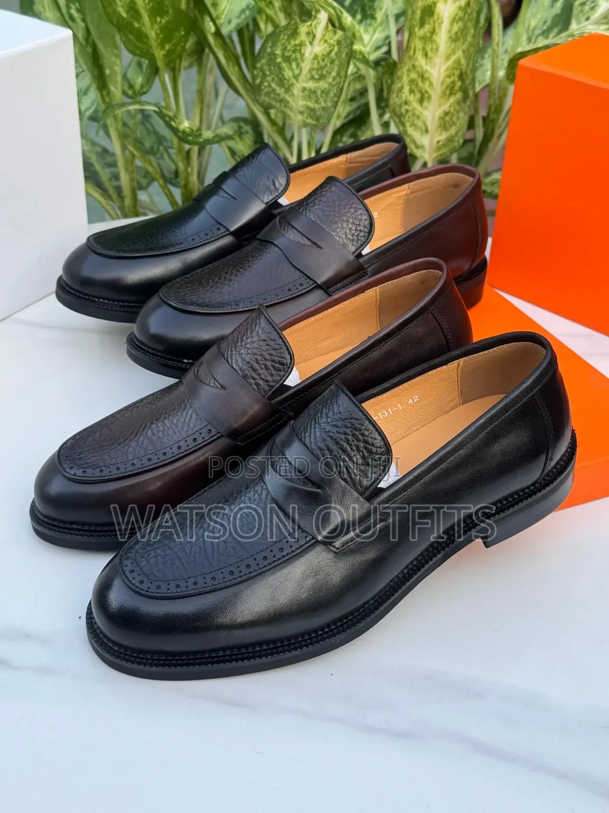 Men's Shoes or Viatu in Awe Manner