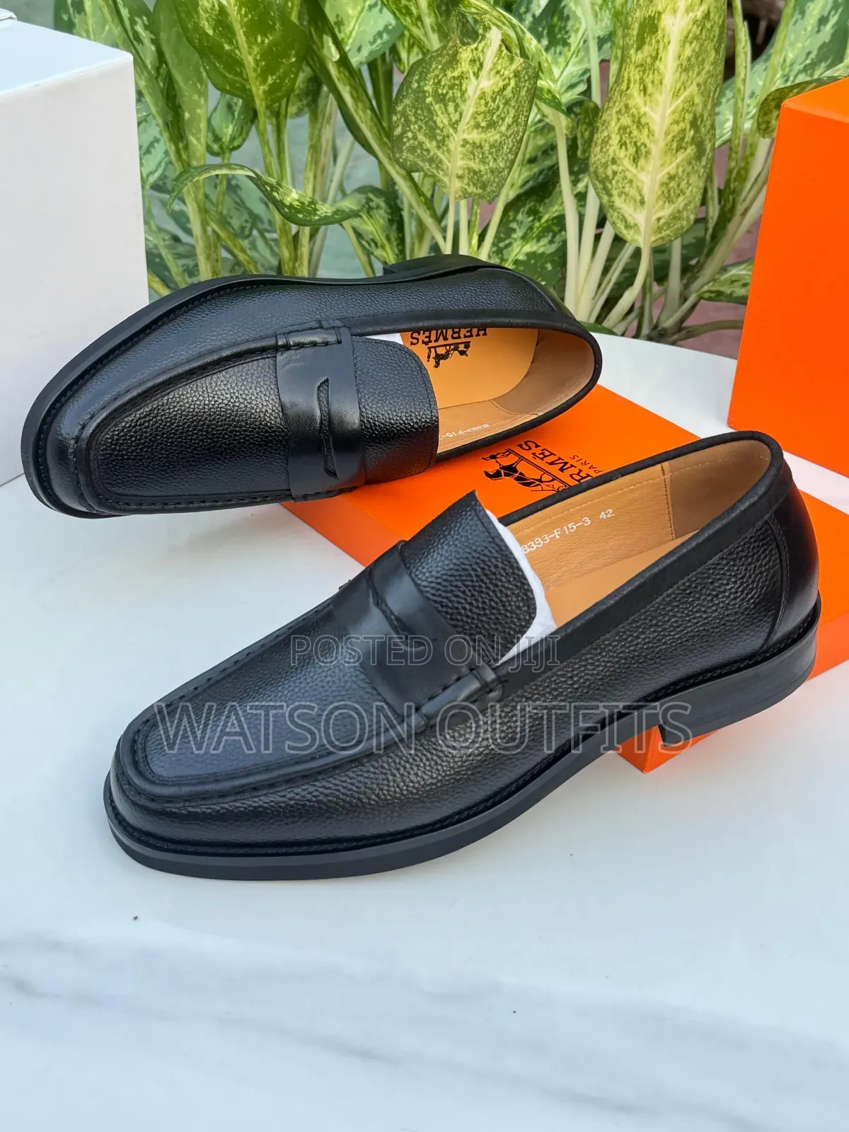 Men's Shoes or Viatu in Awe Manner