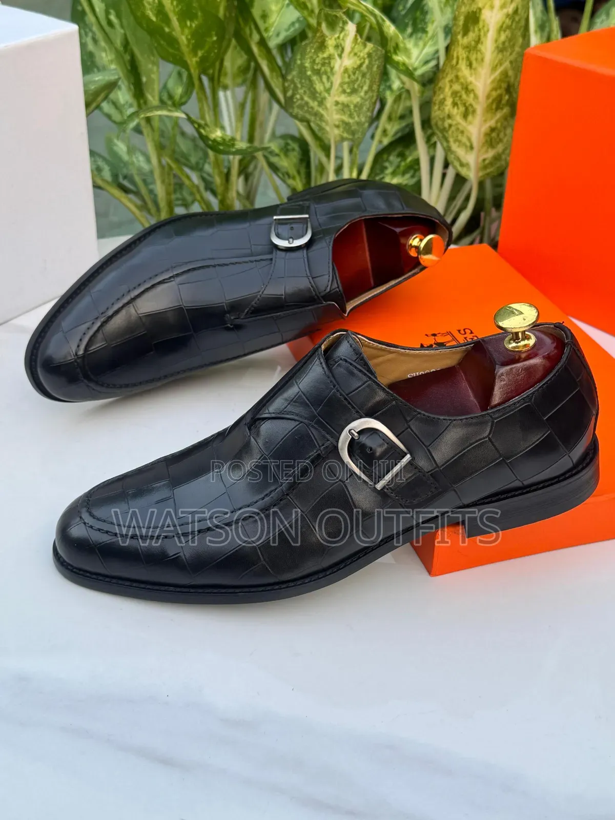 Viatu or Men's Shoes Mostly Inspiring