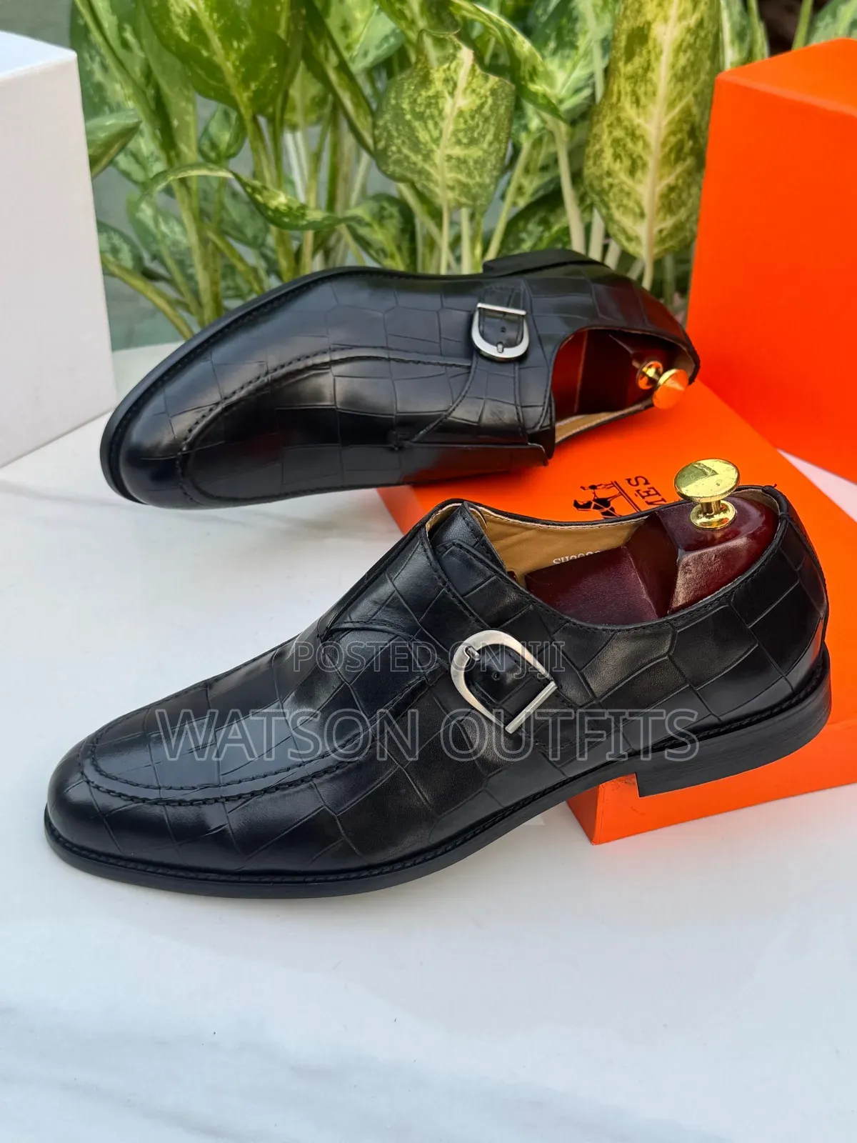 Viatu or Men's Shoes Mostly Inspiring