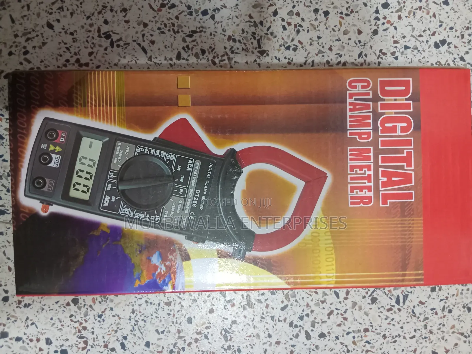 Digital Clamp Meter