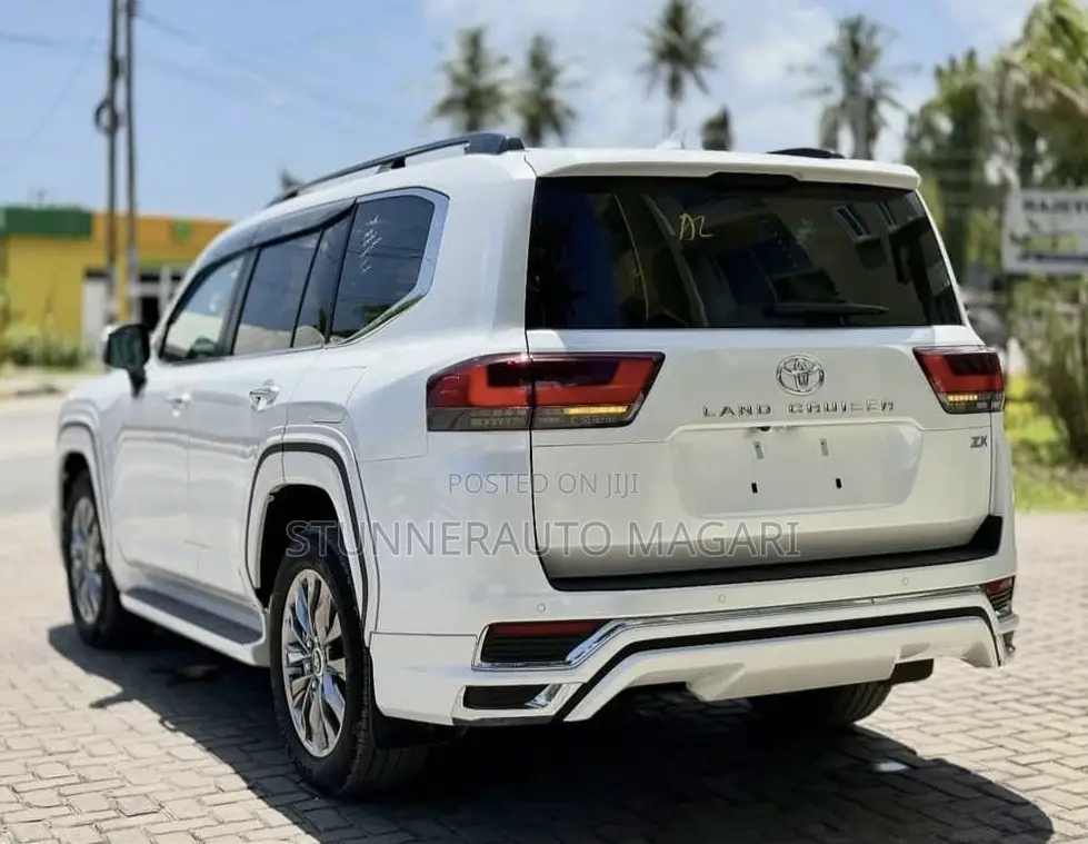 New Toyota Land Cruiser 2024 Pearl