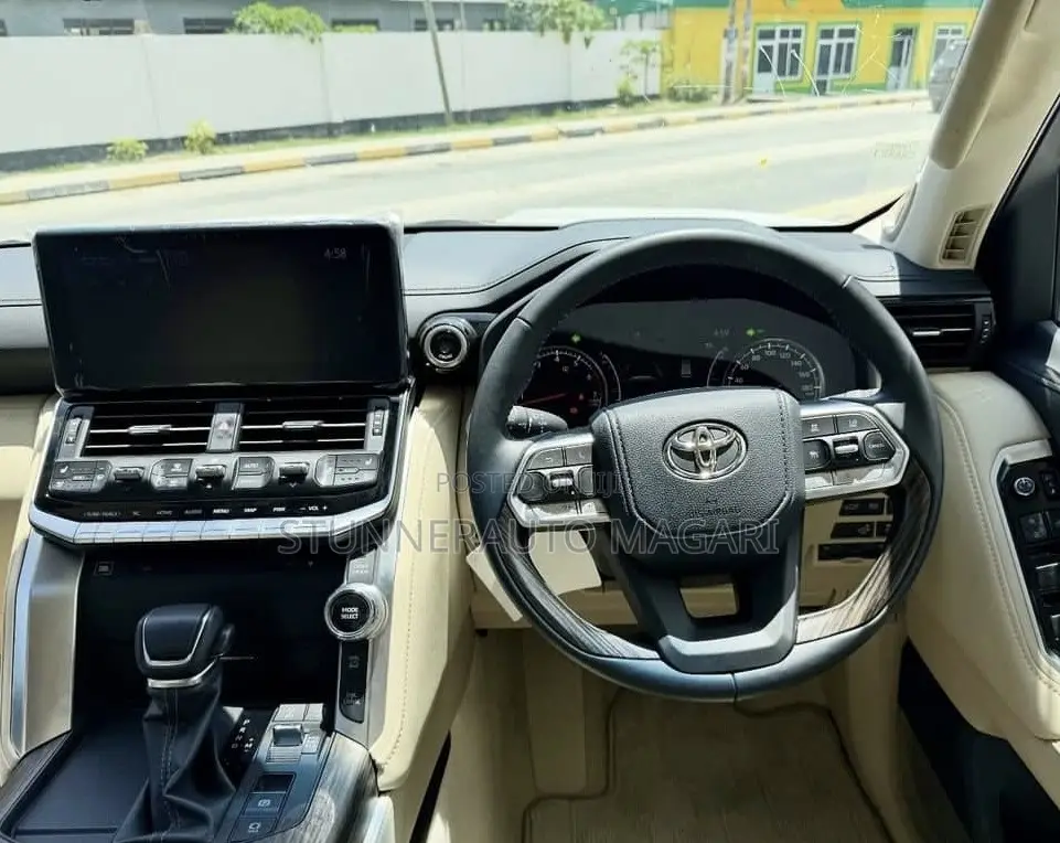 New Toyota Land Cruiser 2024 Pearl