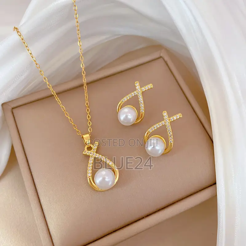 Classic Personality Stainless Steel Micro-inlaid Pearl