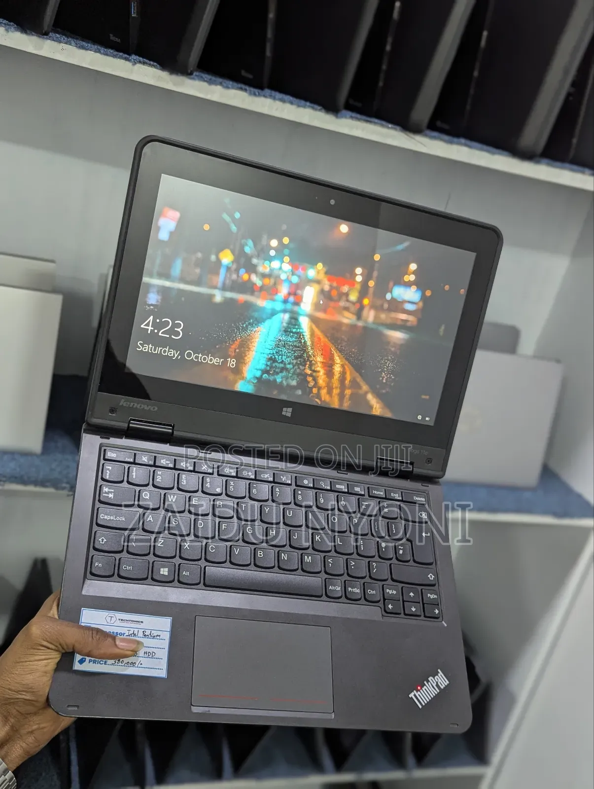 New Laptop Lenovo Yoga 11e 4GB Intel Pentium HDD 500GB