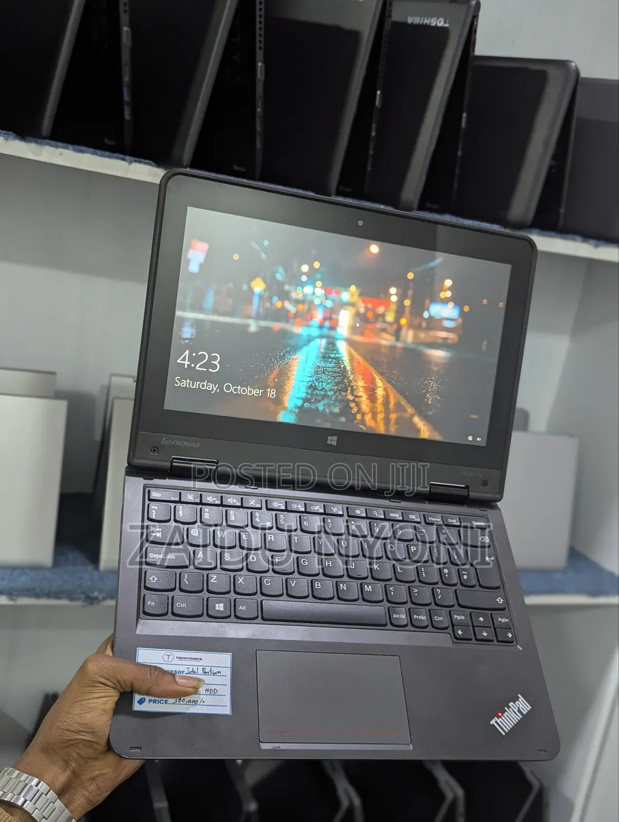 New Laptop Lenovo Yoga 11e 4GB Intel Pentium HDD 500GB