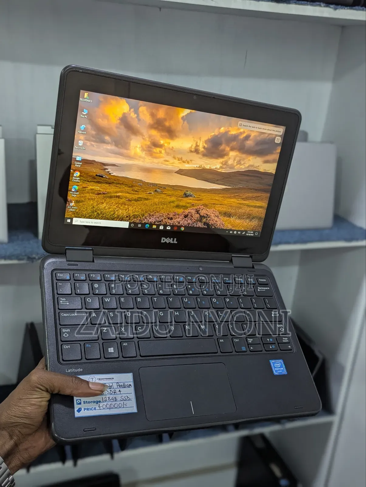 New Laptop Dell Latitude 3189 4GB Intel SSD 128GB