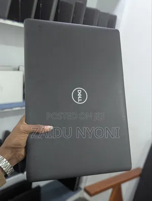New Laptop Dell Latitude 3390 8GB Intel Core I3 HDD 500GB