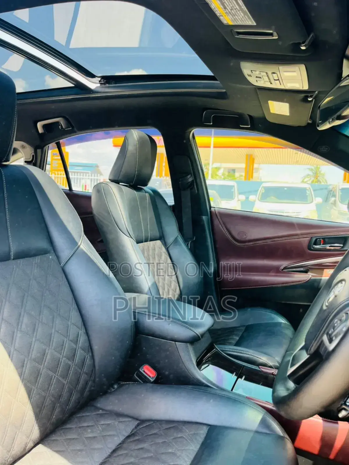 Toyota Harrier 2019 Black