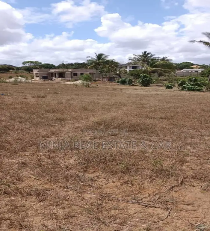 Plot for Sale Madale Flamingo