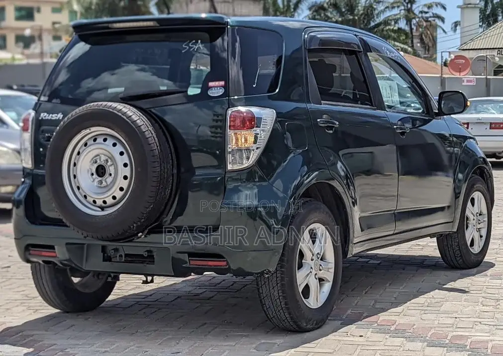 Toyota Rush 1.5 RWD 2008 Green