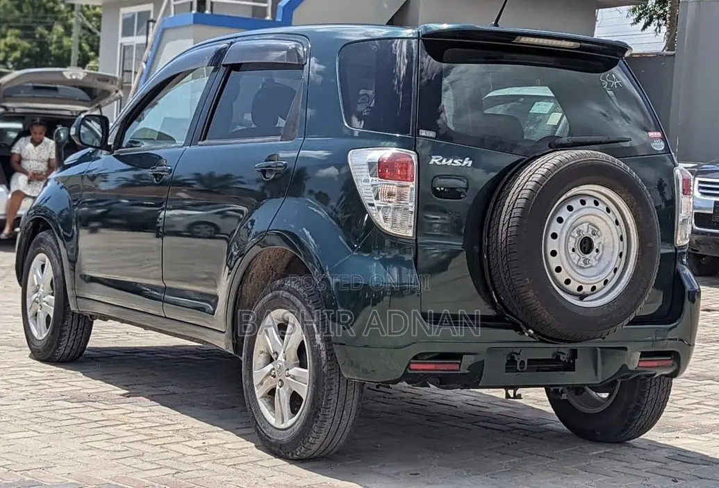 Toyota Rush 1.5 RWD 2008 Green