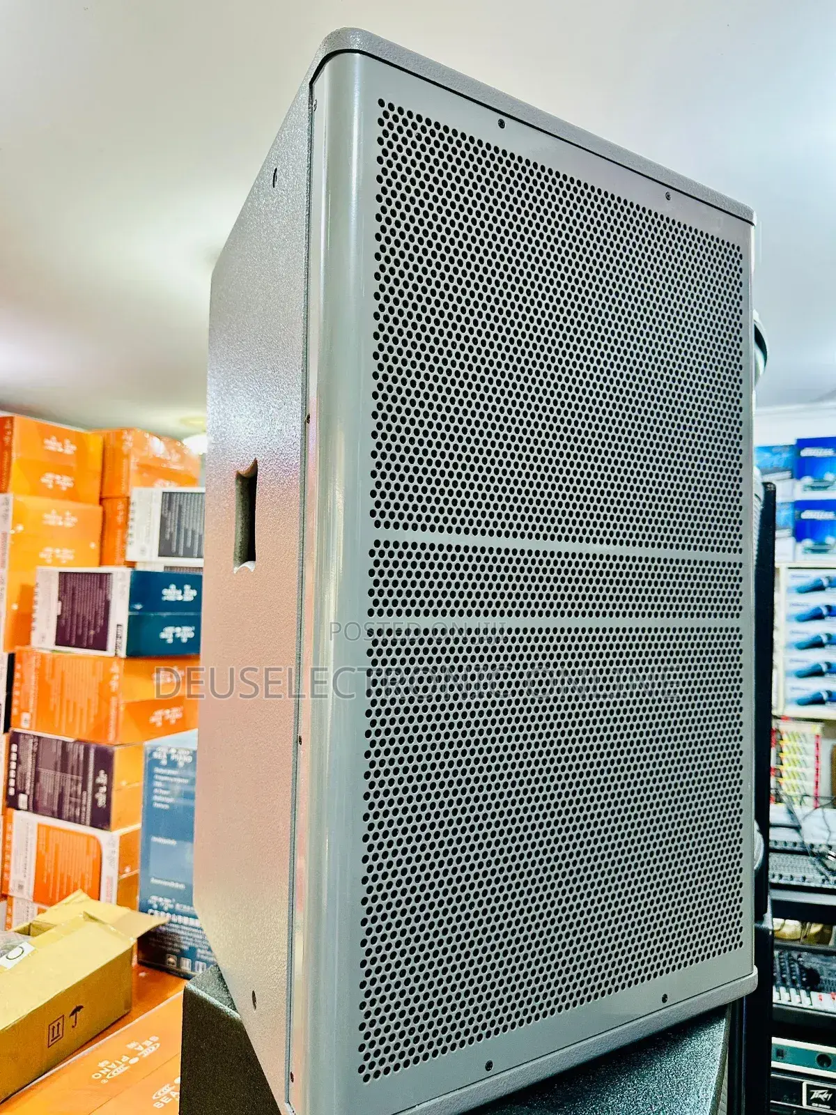 *Brand Yamaha {Single Speaker} Inch 15*