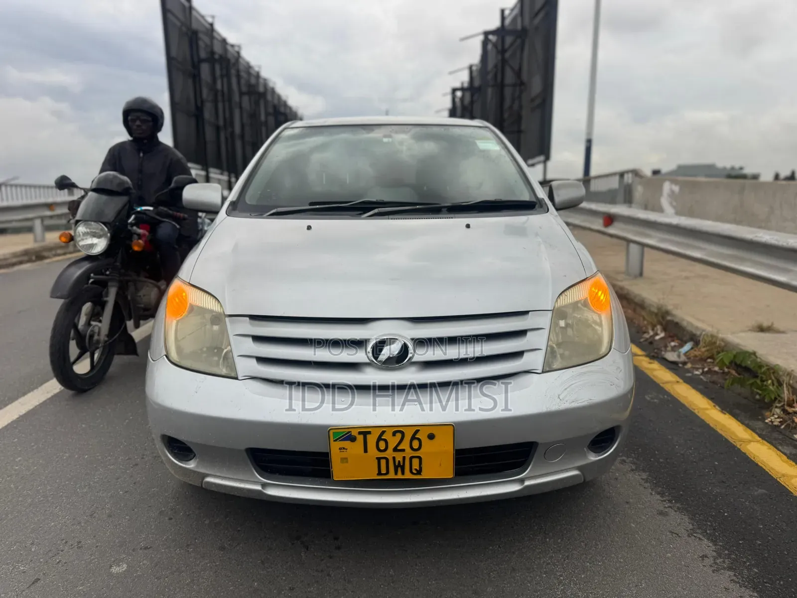 Toyota IST 2006 Silver