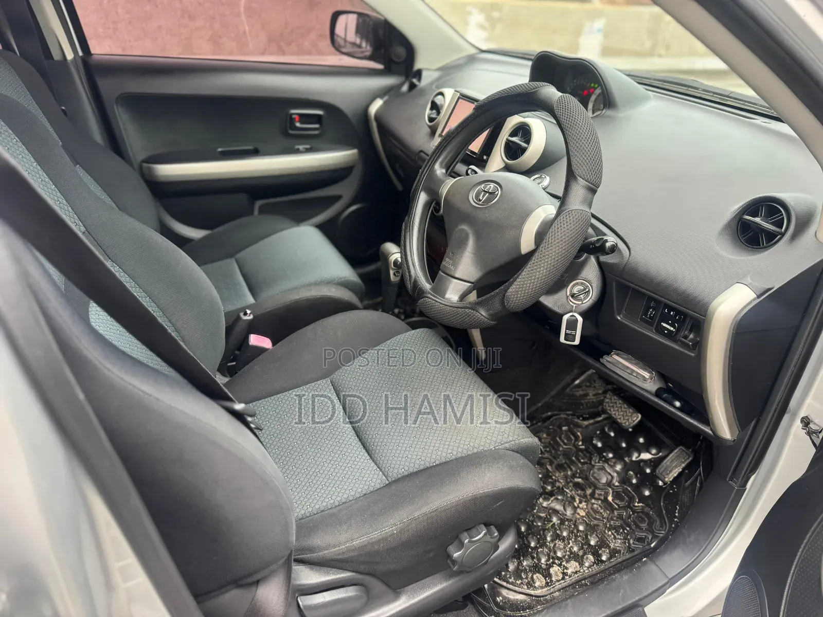 Toyota IST 2006 Silver