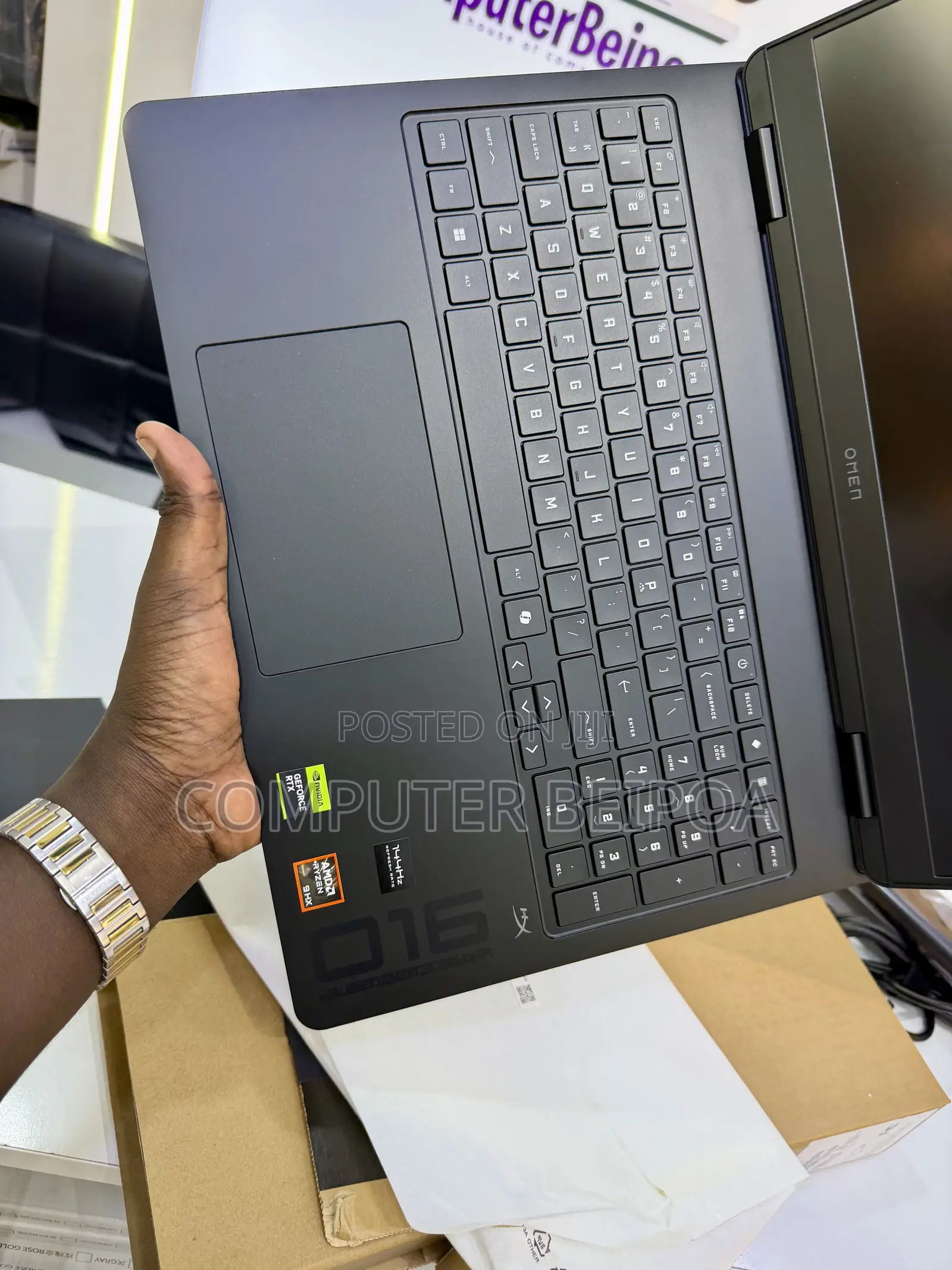 New Laptop HP Omen 16 32GB AMD Ryzen 9 SSD 1T