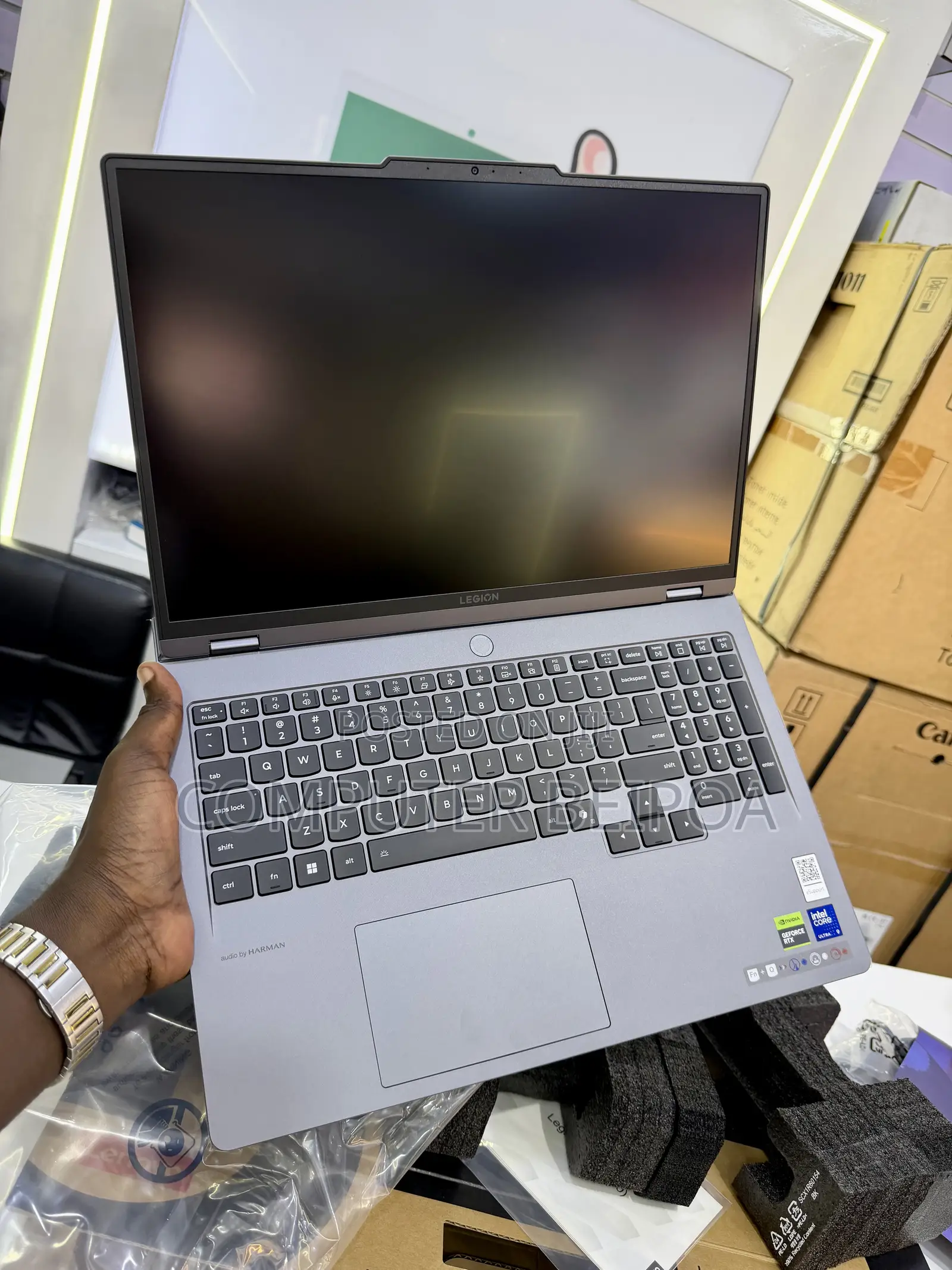 New Laptop Lenovo Legion 5i 32GB Intel Core Ultra 9 SSD 1T