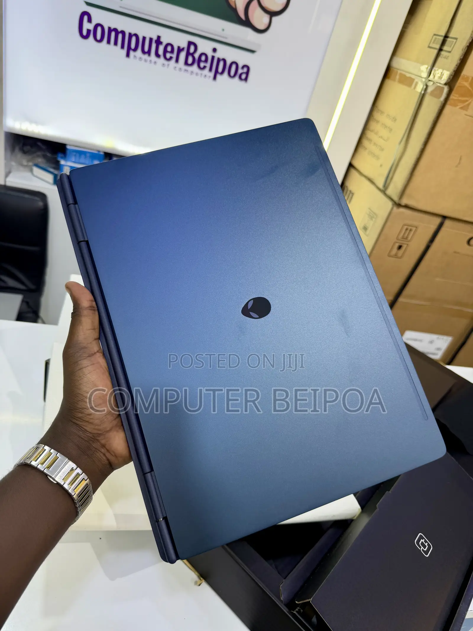 New Laptop Dell Alienware 16X Aurora 16GB Intel Core Ultra 7 SSD 1T