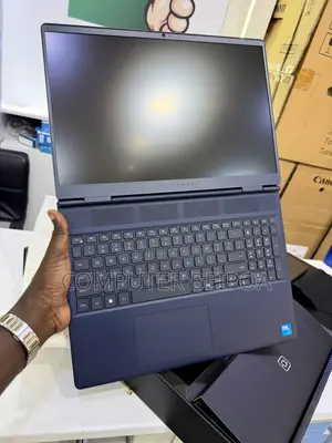 New Laptop Dell Alienware 16X Aurora 16GB Intel Core Ultra 7 SSD 1T