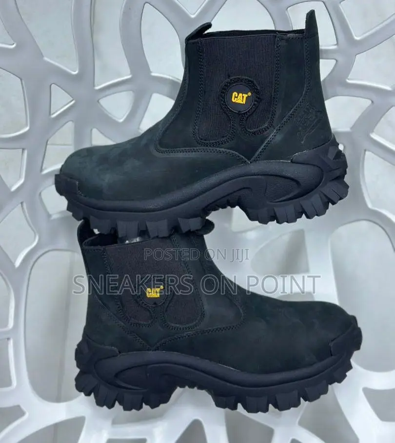 Black Caterpillar (Cat) Chelsea -Style Work Boots