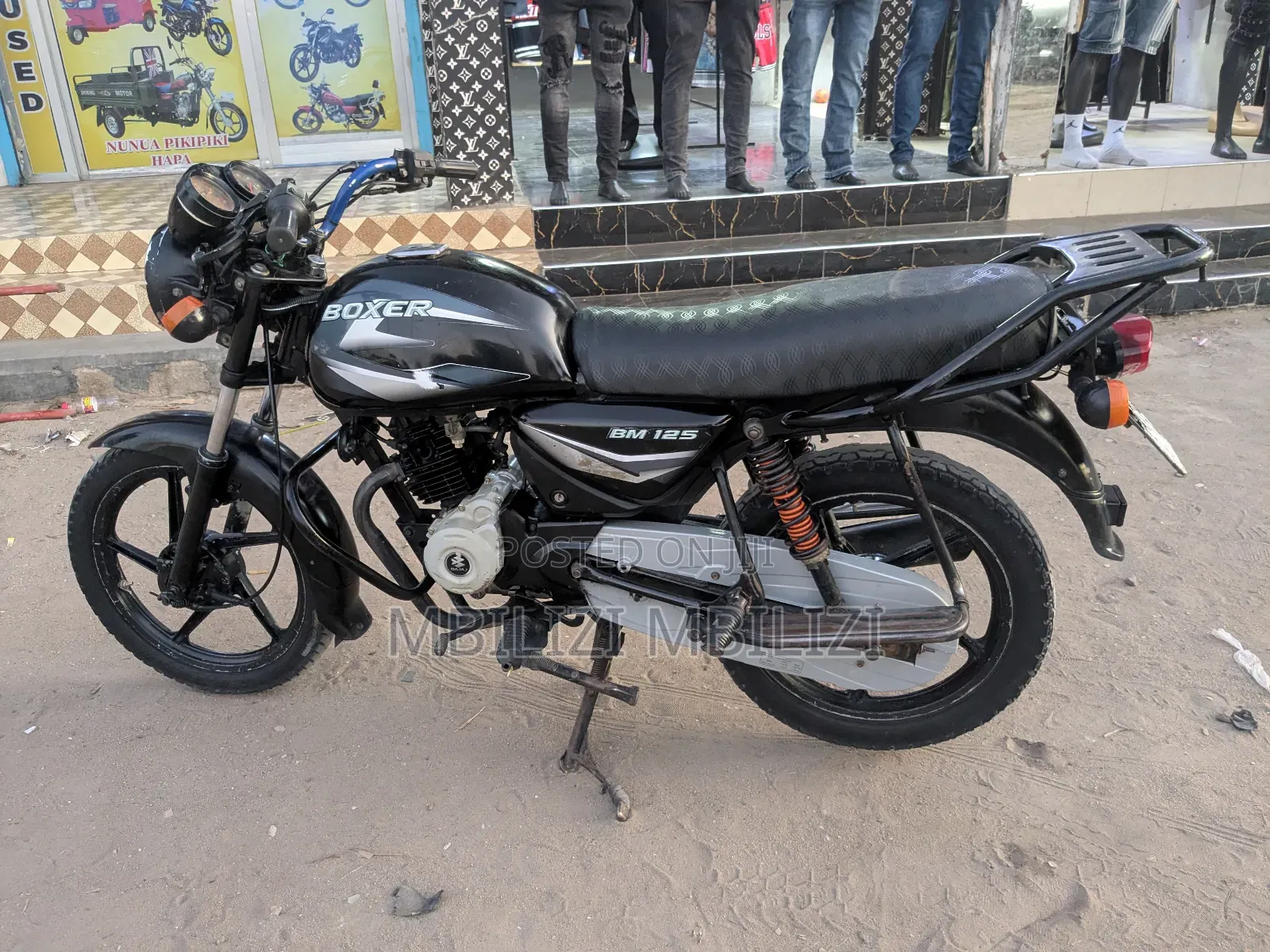 Bajaj Boxer 125 2024 Black