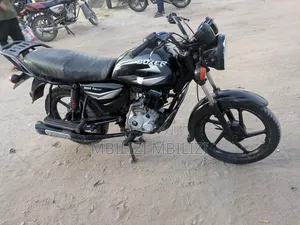 Bajaj Boxer 125 2024 Black