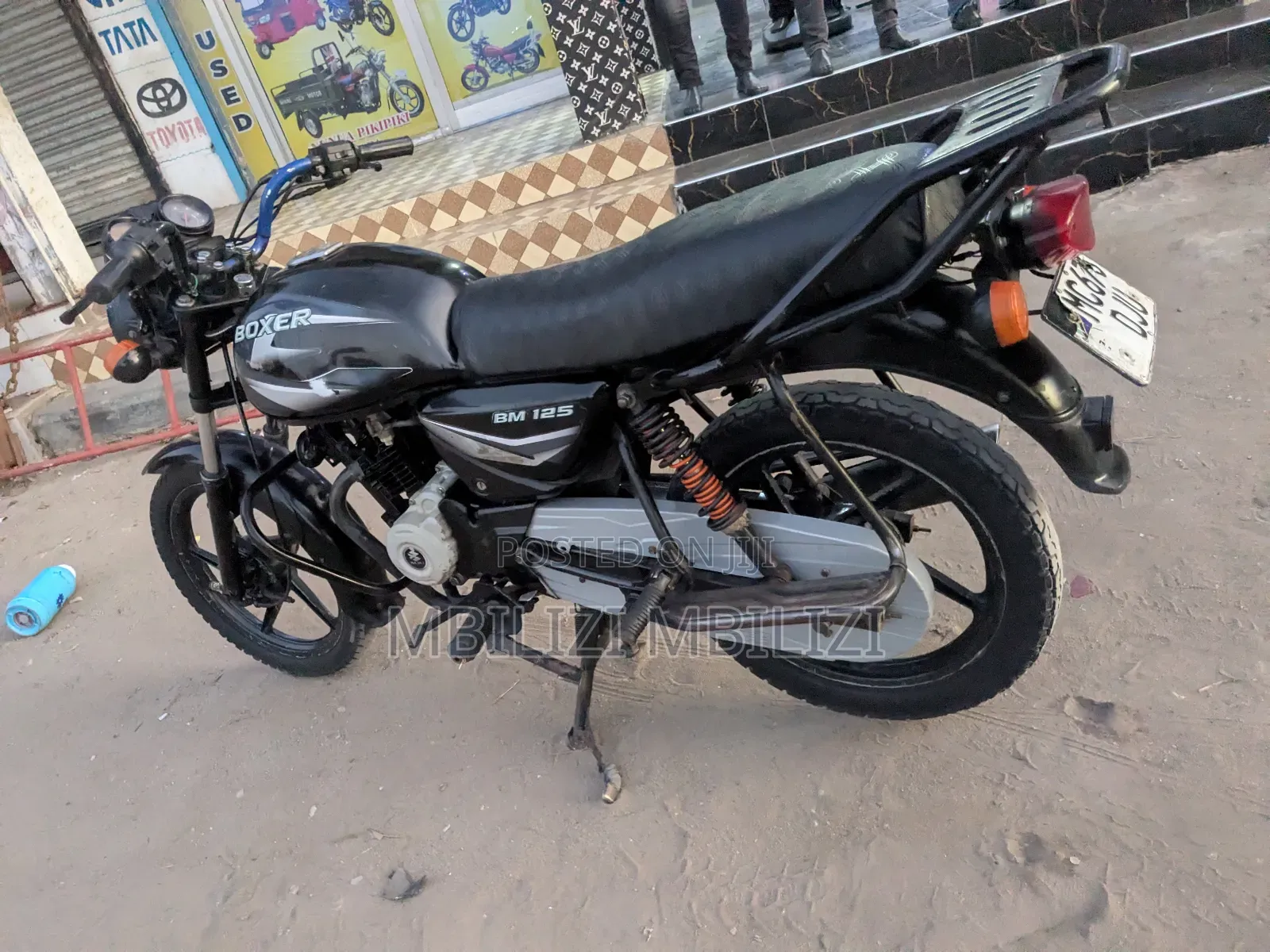 Bajaj Boxer 125 2024 Black
