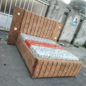 Kitanda Sofa Na Taa 5x6 Na Godoro Inch 8 Breeze