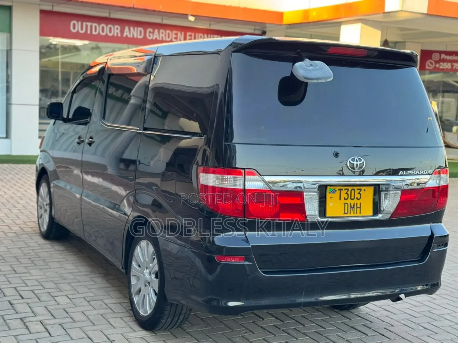 Toyota Alphard 2.4 Hybrid AWD 2004 Black