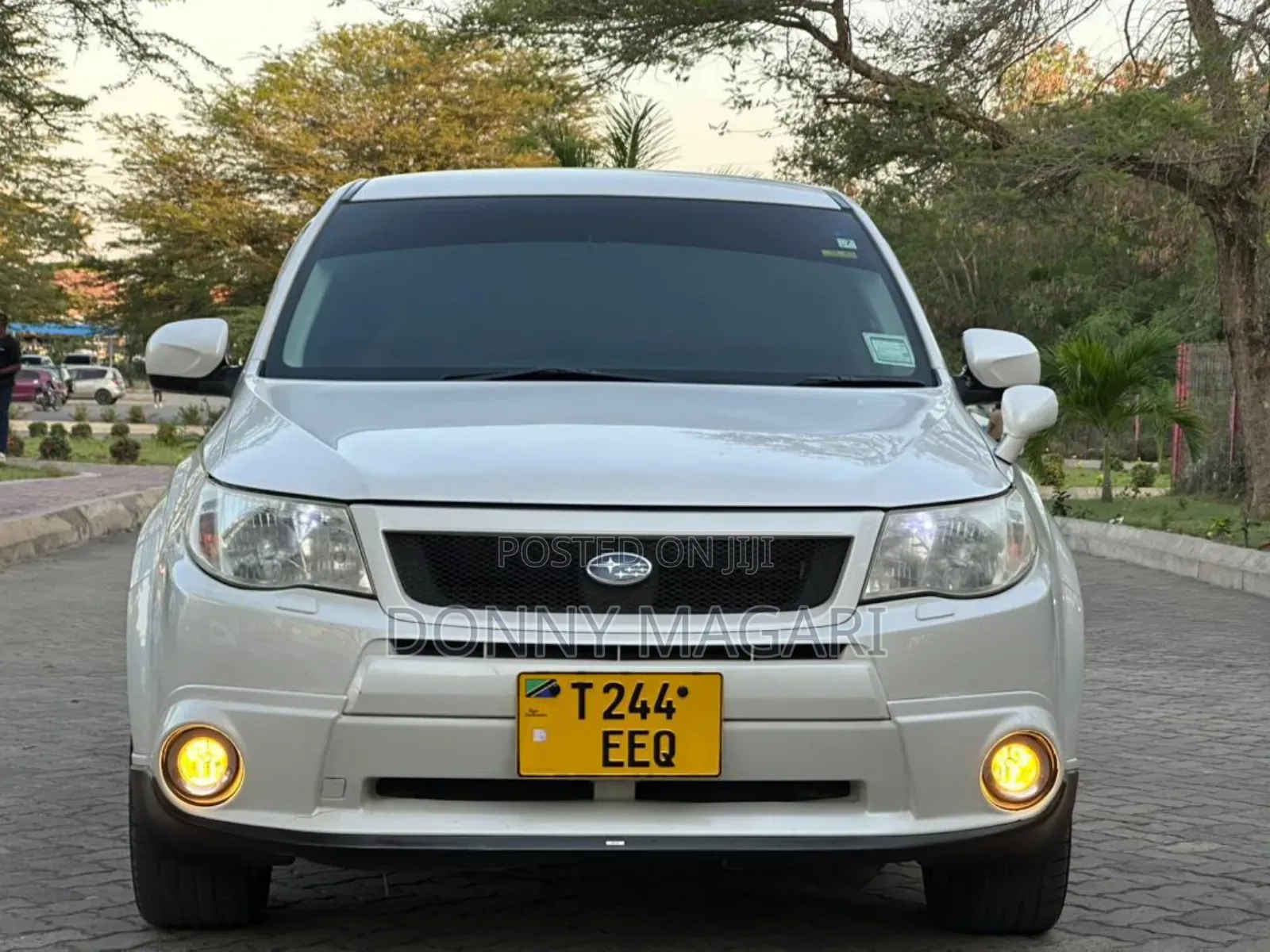 Subaru Forester 2001 White
