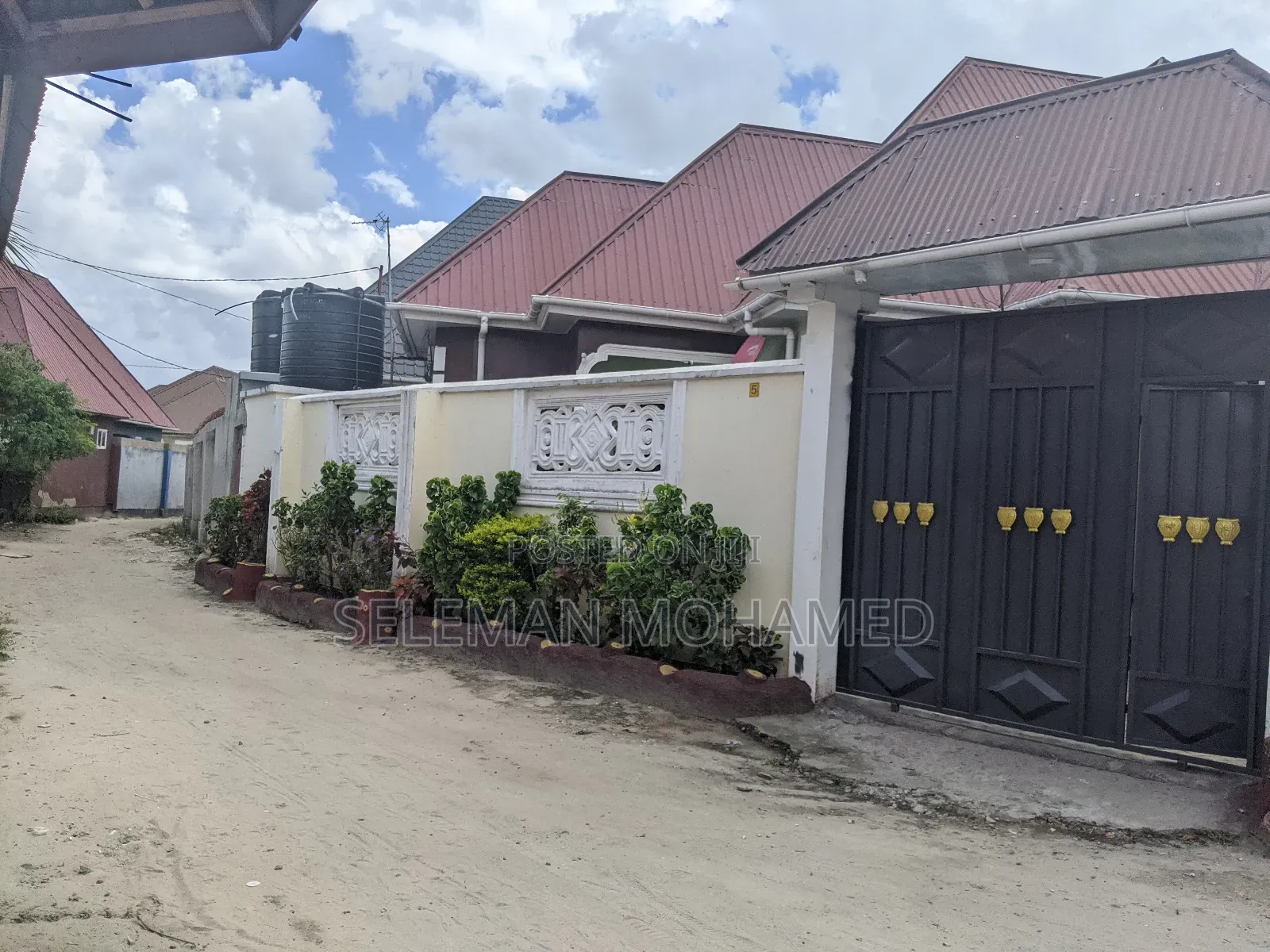 Furnished 6bdrm House in Biriani Real Estate, Chamazi for sale