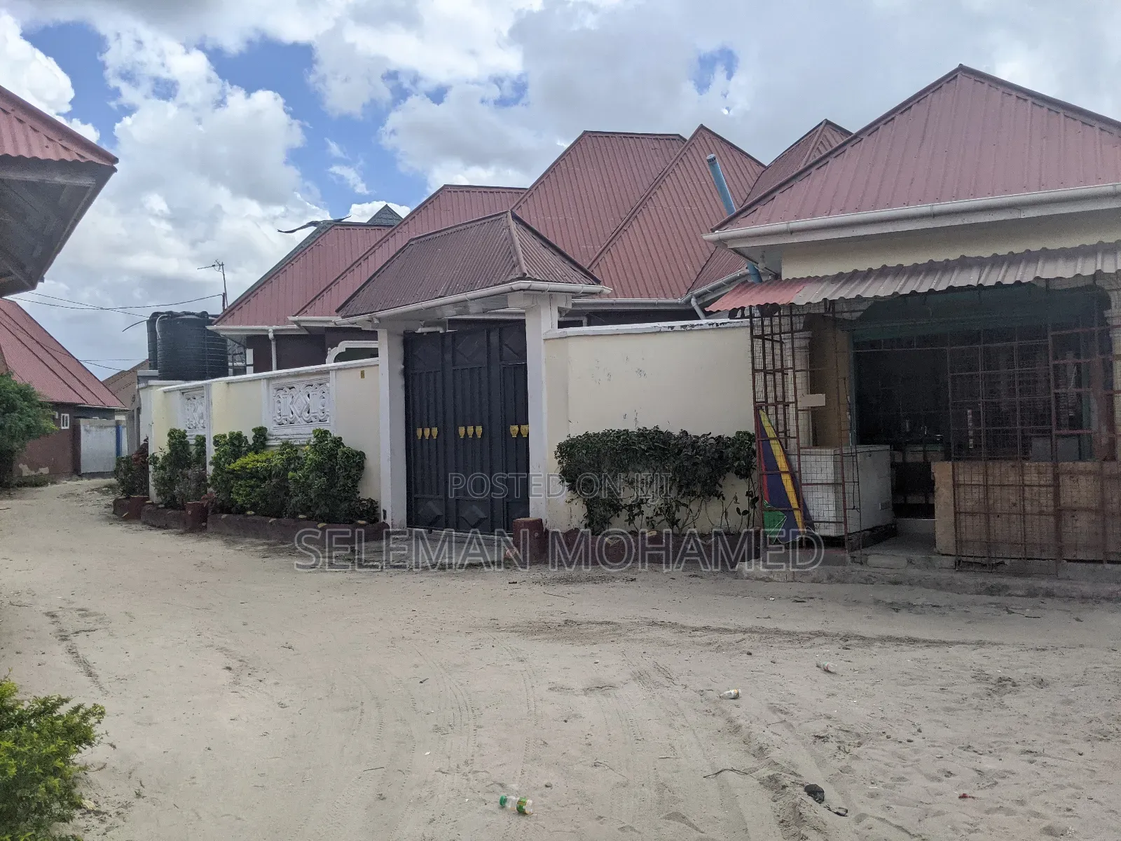 Furnished 6bdrm House in Biriani Real Estate, Chamazi for sale