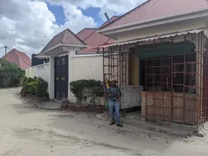 Furnished 6bdrm House in Biriani Real Estate, Chamazi for sale