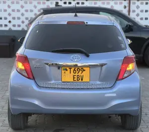 Toyota Vitz 2012 Blue