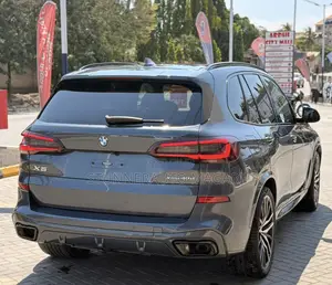 BMW X5 2022 Gray