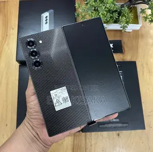New Samsung Galaxy Z Fold6 256 GB Black