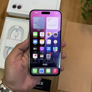 New Apple iPhone 16 128 GB White
