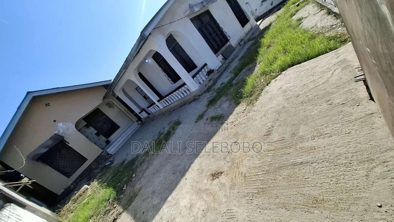 6bdrm Bungalow in Sinza Mugabe for sale