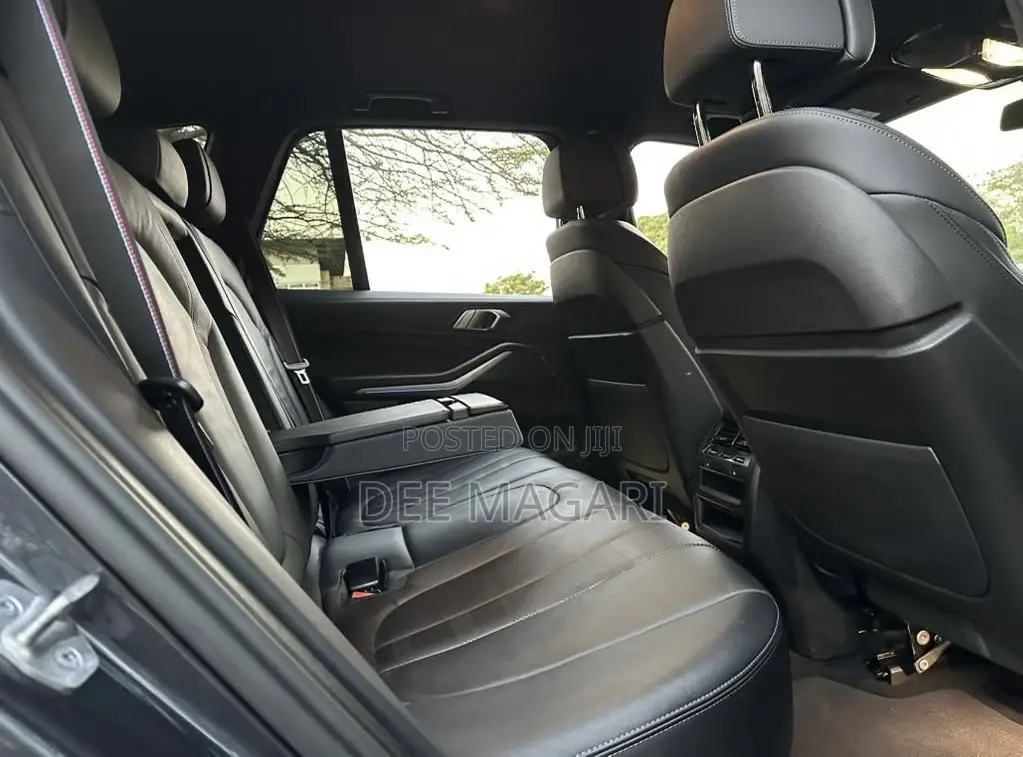 BMW X5 xDrive40i 2022 Black