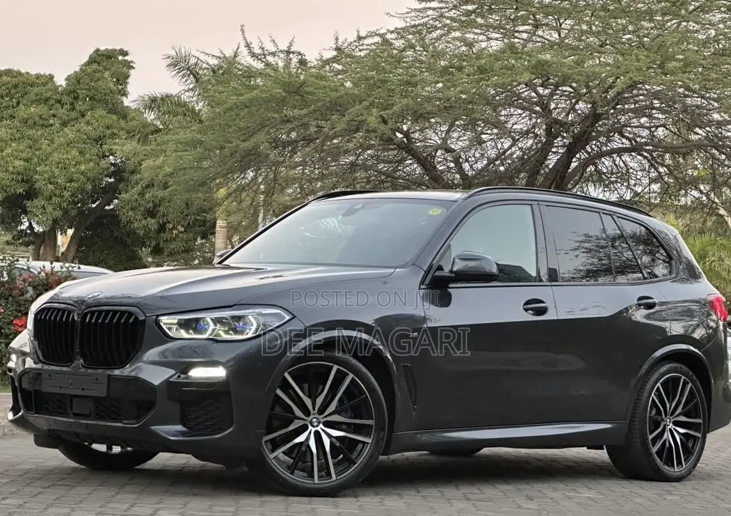 BMW X5 xDrive40i 2022 Black
