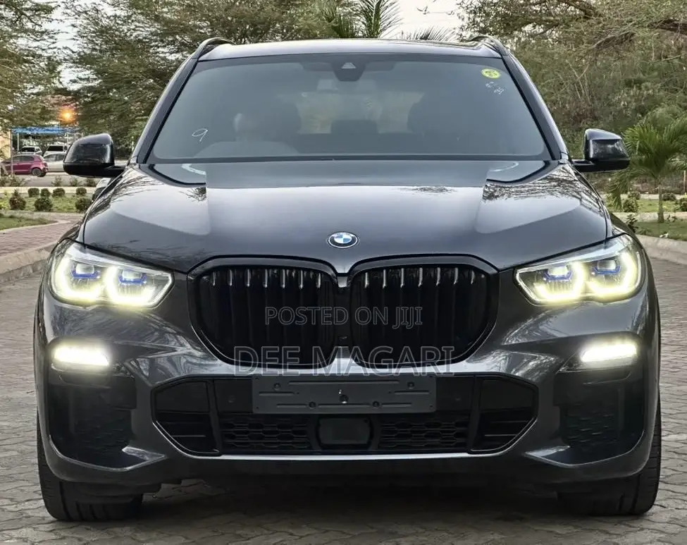 BMW X5 xDrive40i 2022 Black