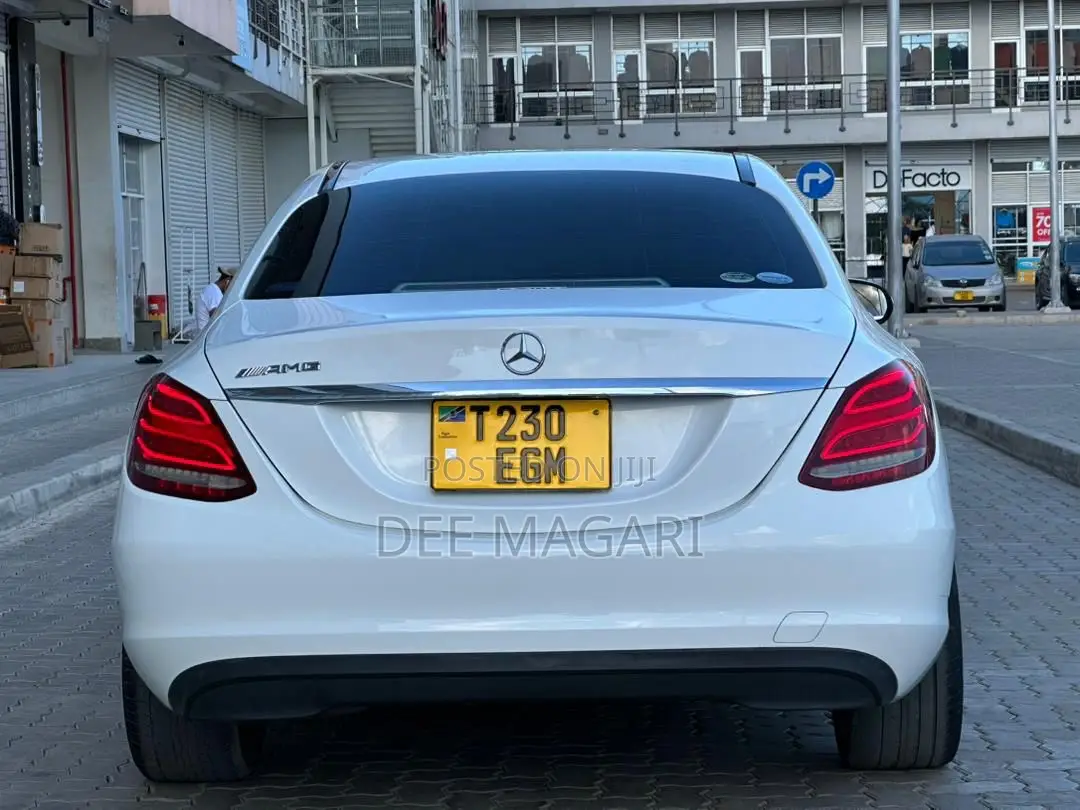 Mercedes-Benz C-Class C 200 (C204) 2014 White