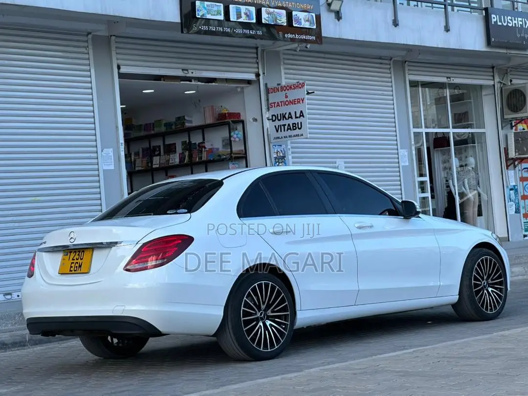 Mercedes-Benz C-Class C 200 (C204) 2014 White