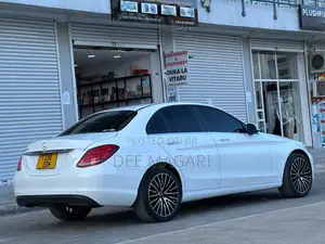 Mercedes-Benz C-Class C 200 (C204) 2014 White