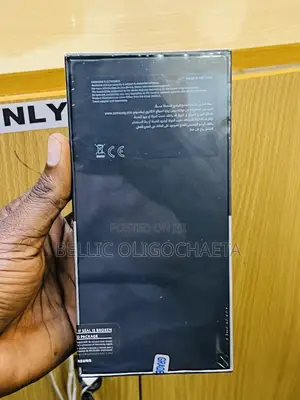 New Samsung Galaxy Z Flip4 256 GB Rose Gold
