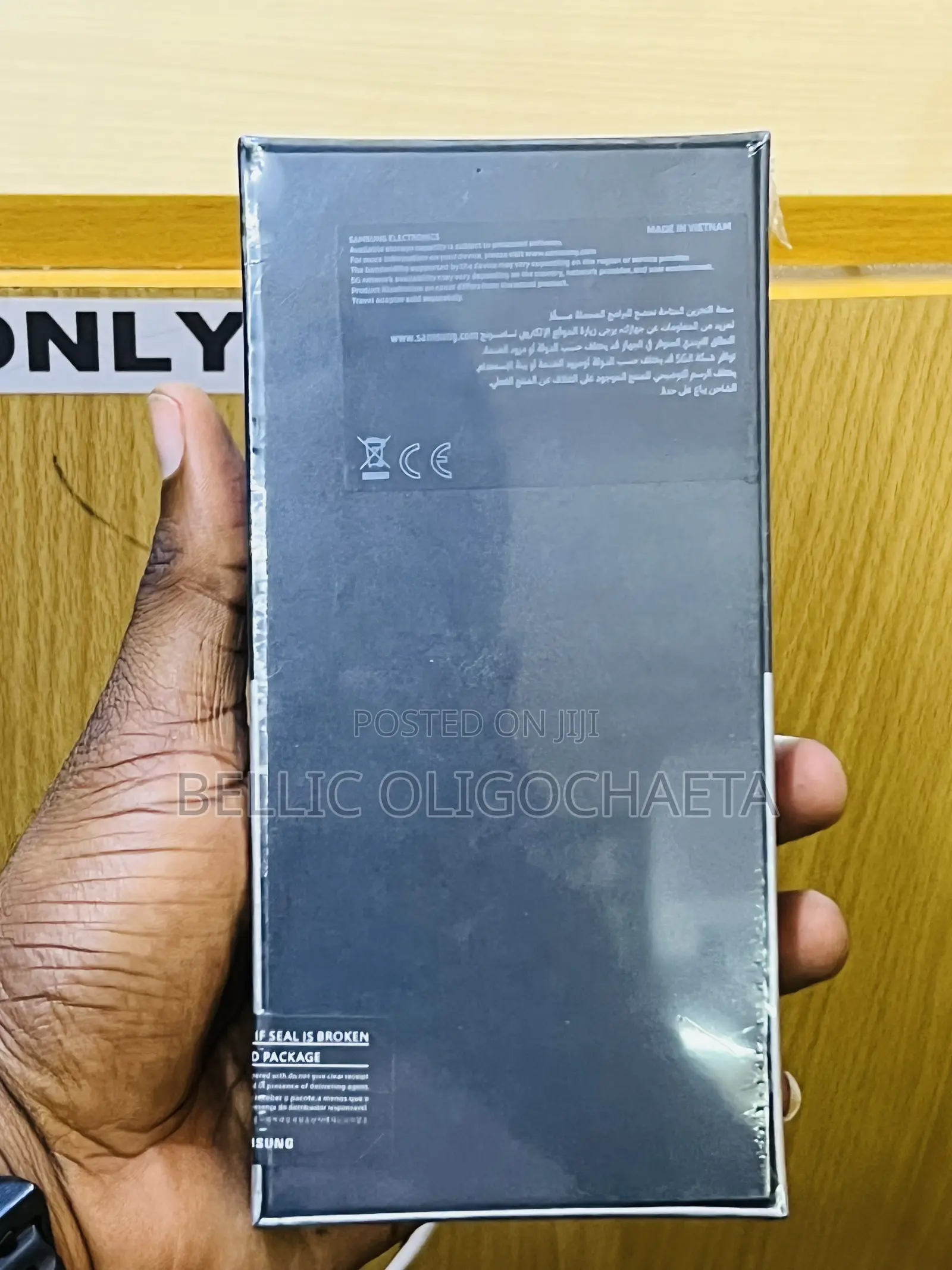 New Samsung Galaxy Z Flip 3 256 GB Gold