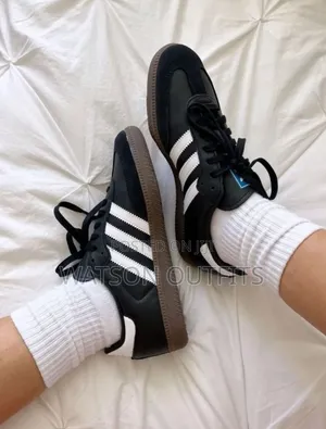 Women's Shoes or Footwears in Adidas Samba