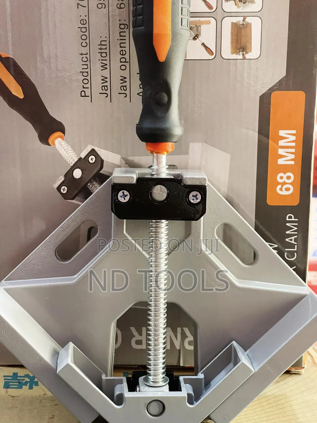 Corner Clamp 68mm Swing Jaw