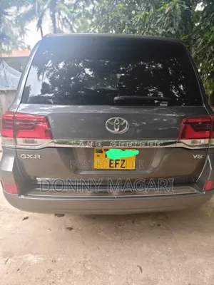 Toyota Land Cruiser 2013 Gray